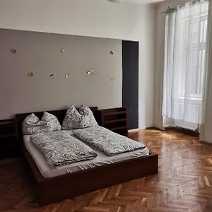 Apartment Museum Quartier, Wien